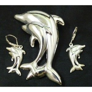 Dolphin Pendant Brooch Jewelry Set Pierced Earrings Silver Tone Vintage Shiny!